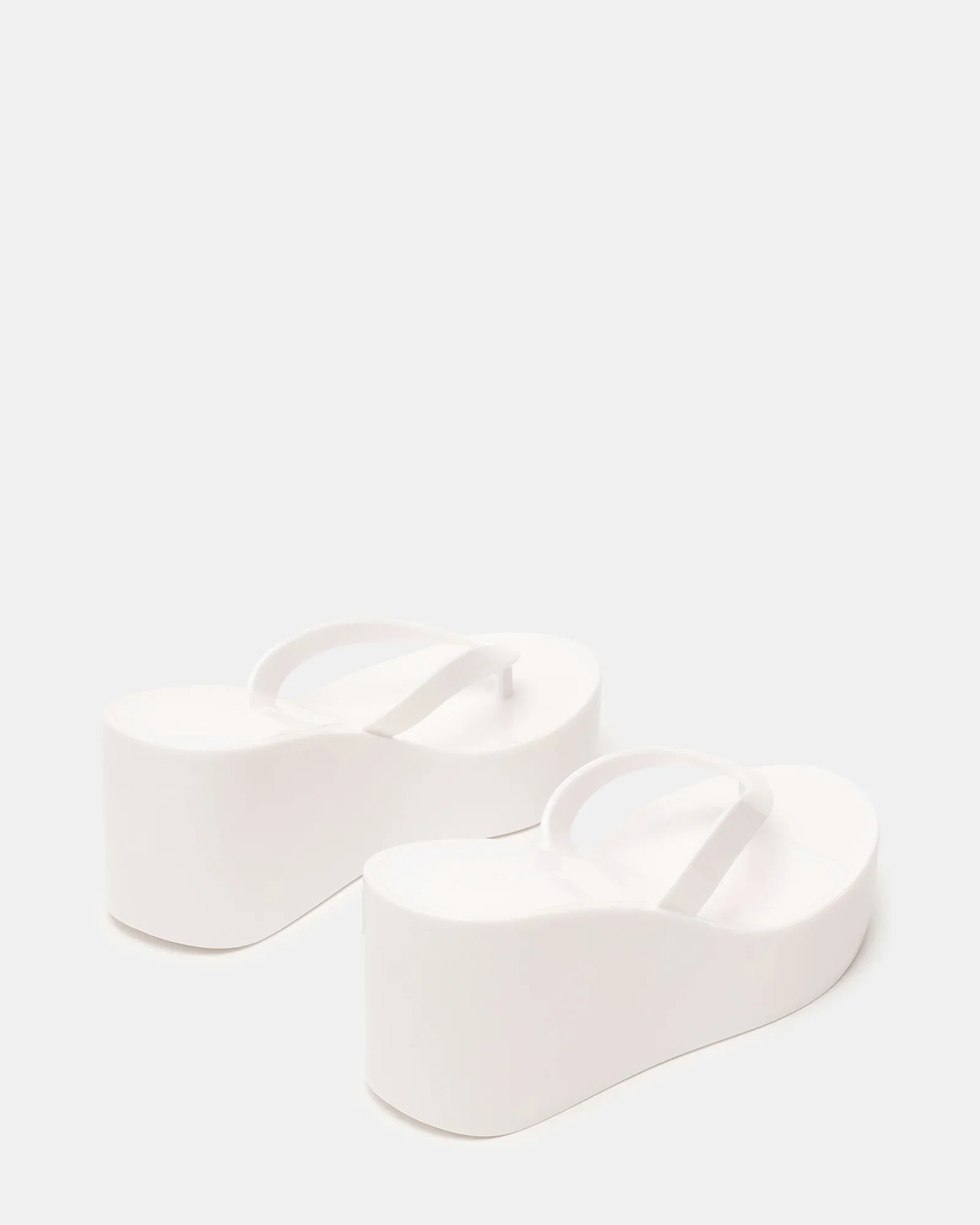 JELLA WHITE - Image 7