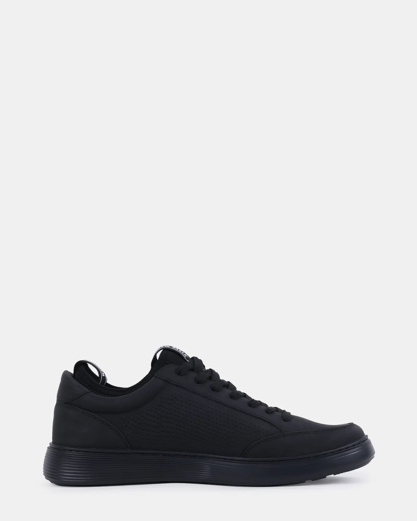 LAZLO BLACK NUBUCK